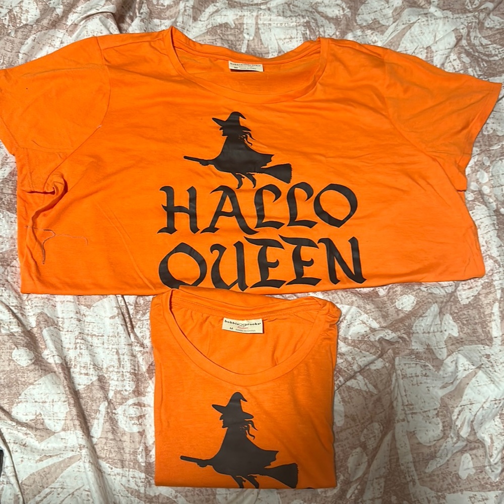 Hallo Queen tee